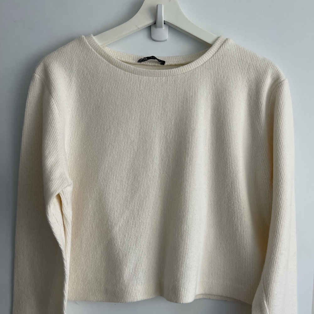 Zara white sweater
